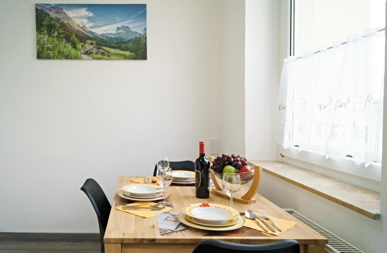 Charmante & Gemuetliche Wohnung โซลิงเงน ภายนอก รูปภาพ